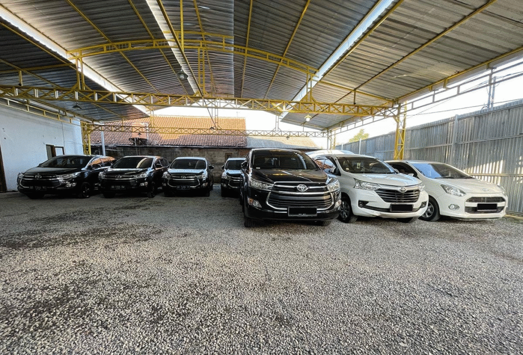 sewa mobil Yogyakarta, rental mobil Jogja, sewa mobil lepas kunci Jogja, mobil wisata Jogja, jasa sewa mobil murah
