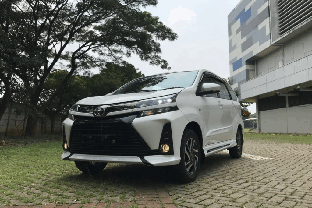 Mengapa Pilih Sewa Mobil Avanza Veloz Jogja?